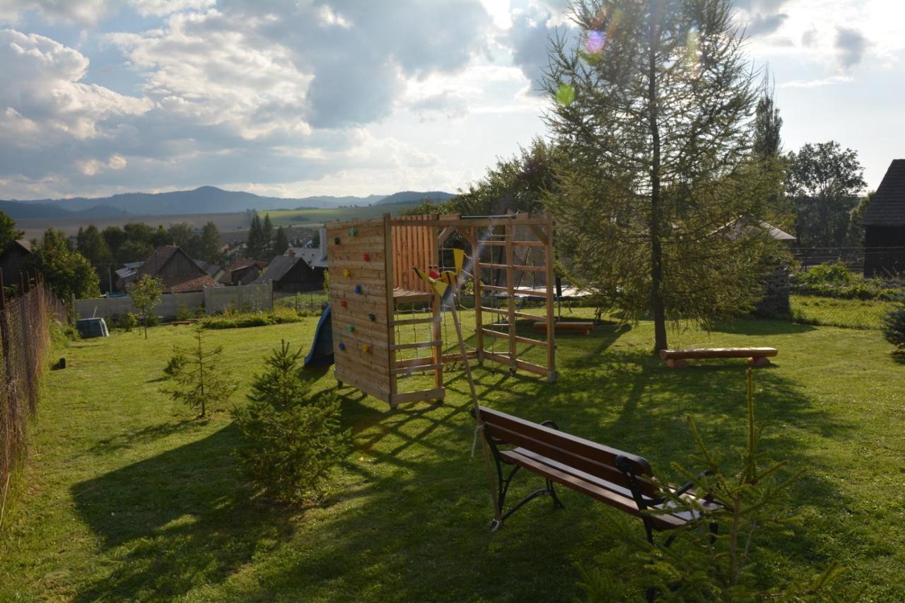 Štrba Trinity Log Cabin Wellness Resort מראה חיצוני תמונה