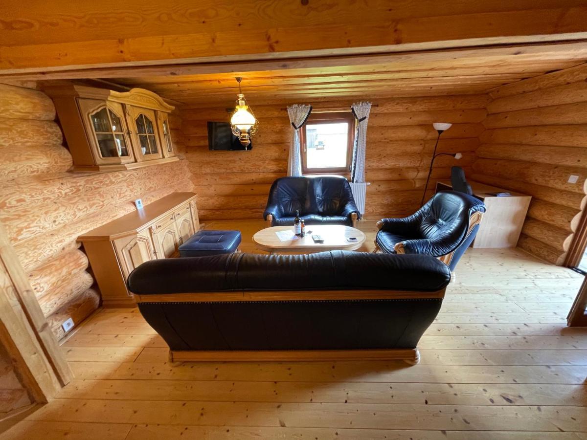 Štrba Trinity Log Cabin Wellness Resort מראה חיצוני תמונה