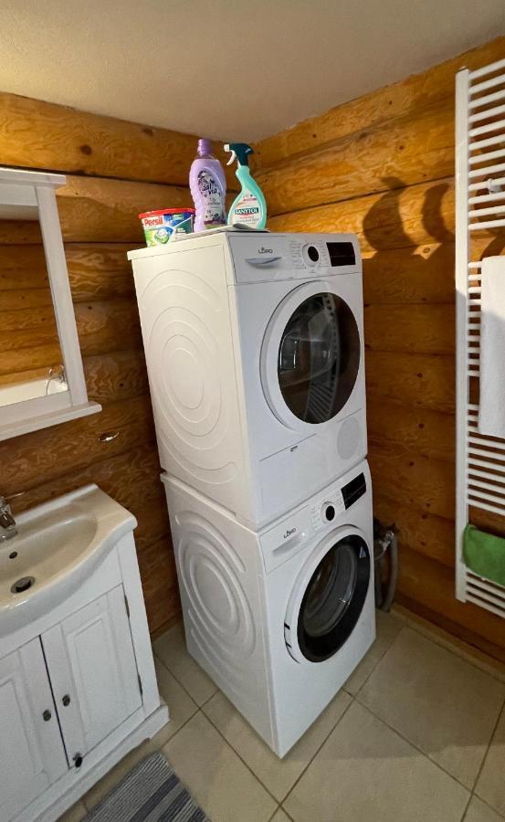 Štrba Trinity Log Cabin Wellness Resort מראה חיצוני תמונה