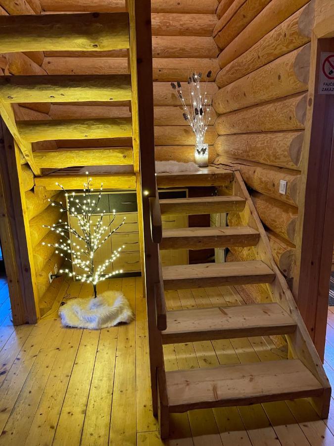 Štrba Trinity Log Cabin Wellness Resort מראה חיצוני תמונה